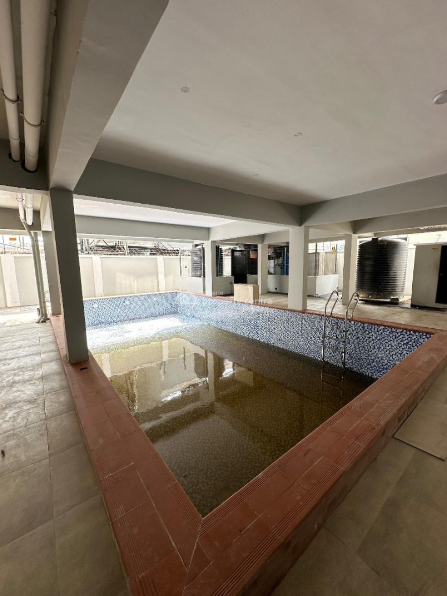 Outstanding Luxury Spacious 3 Bedroom Apartment with Bq, Lekki Phase 1, Lekki, Lagos, Block of Flats for Sale