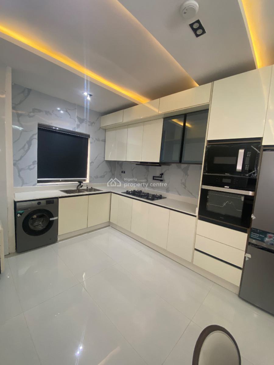 Luxury 3 Bedroom Fully Furnished Apartment, Lekki Phase 1, Lekki, Lagos, Flat / Apartment for Sale