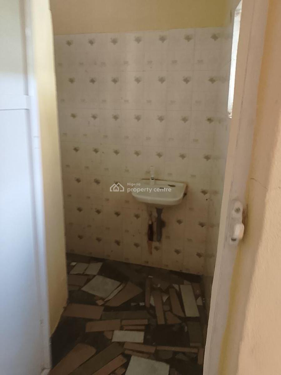 Spacious 1 Bed Room and Palour, Addo Road, Ajah, Lagos, Detached Duplex for Rent