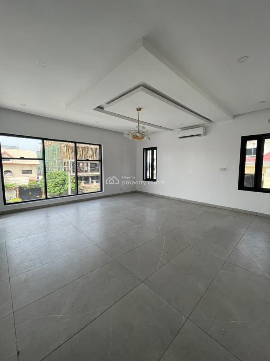 Exquisite Spacious 5 Bedroom Fully Detached Duplex with 2 Rooms Bq, Phase 1, Lekki, Lagos, Detached Duplex for Rent