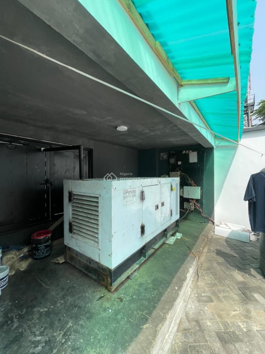 Exquisite Spacious 5 Bedroom Fully Detached Duplex with 2 Rooms Bq, Phase 1, Lekki, Lagos, Detached Duplex for Rent