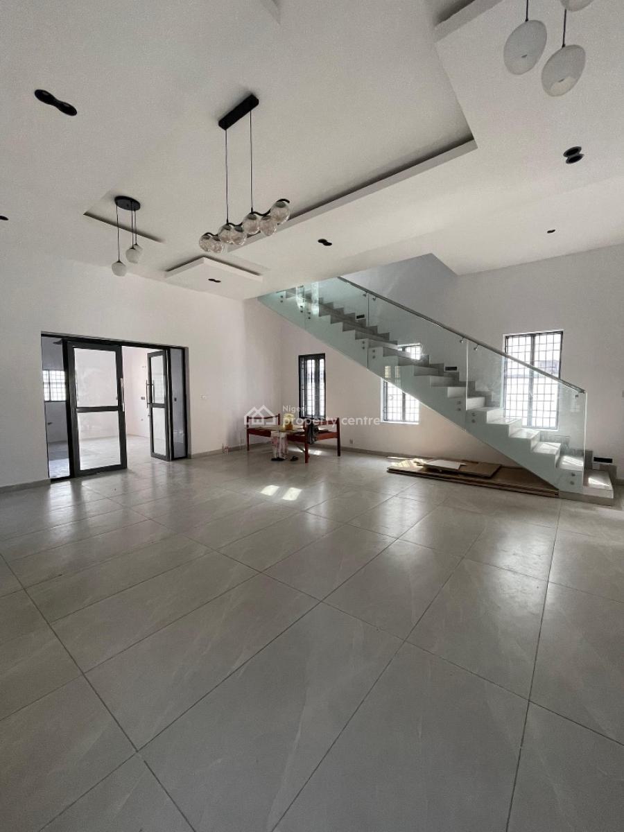 Exquisite Spacious 5 Bedroom Fully Detached Duplex with 2 Rooms Bq, Phase 1, Lekki, Lagos, Detached Duplex for Rent