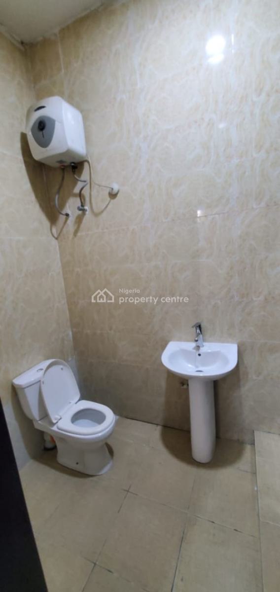 Spacious Studio Apartment, Lekki County, Lekki Phase 2, Lekki, Lagos, Flat / Apartment for Rent