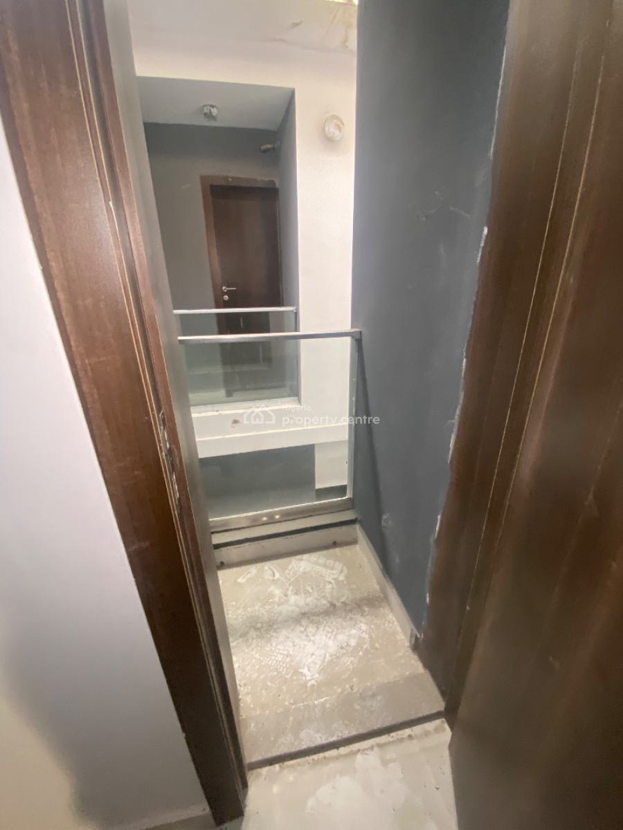 Luxury Newly Built  4bedroom Terrace with Pool and Play Ground, Lekki Phase 1, Lekki, Lagos, Terraced Duplex for Rent