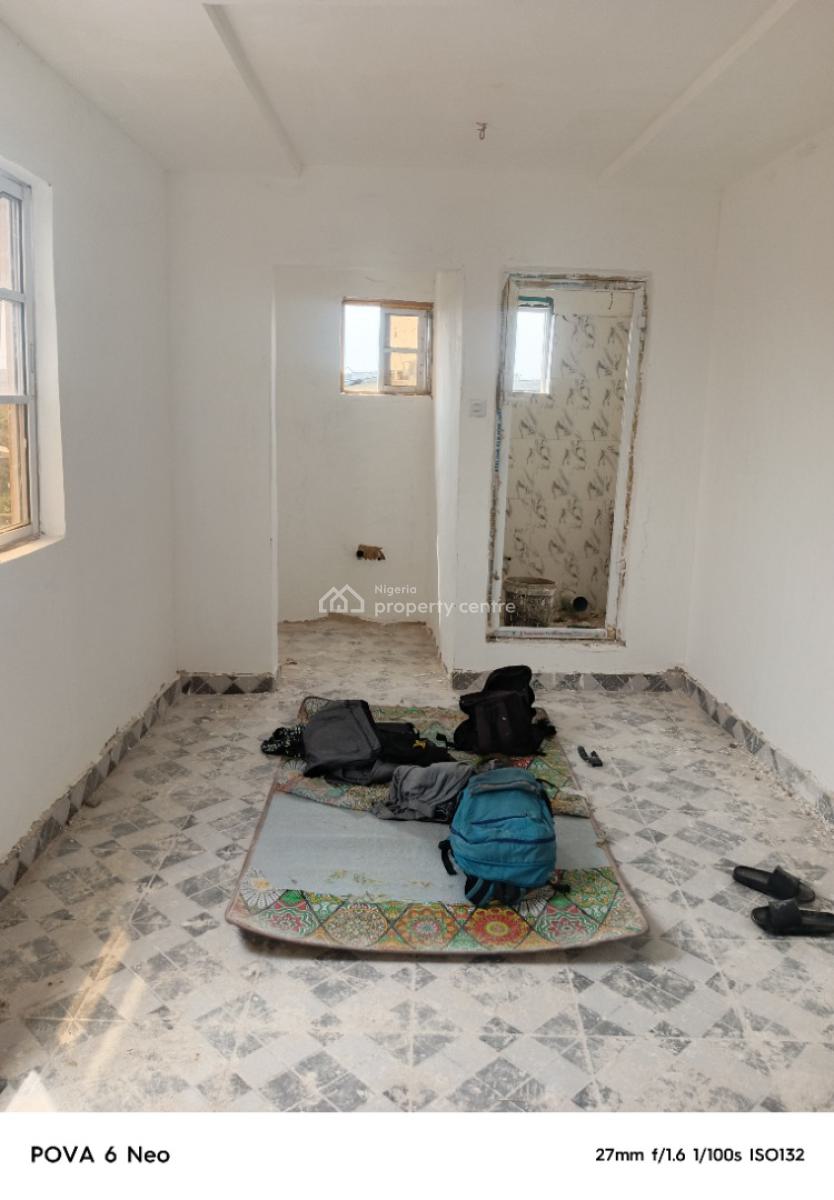 Luxury &executive Roomself Contained, Off Akerele, Surulere, Lagos, Self Contain (single Rooms) for Rent