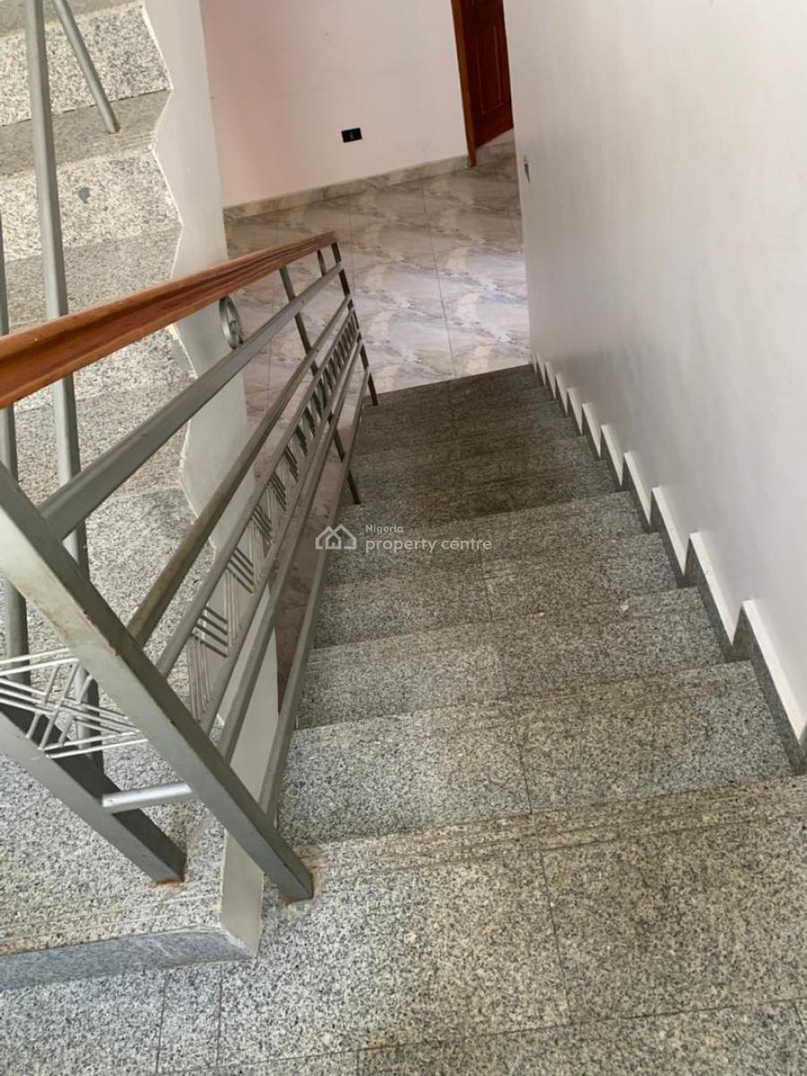 a 5 Bedroom Fully Detached Duplex, Chevron Drive, , Carlton Gate Estate Megamound, Lekki, Lagos, Detached Duplex for Sale