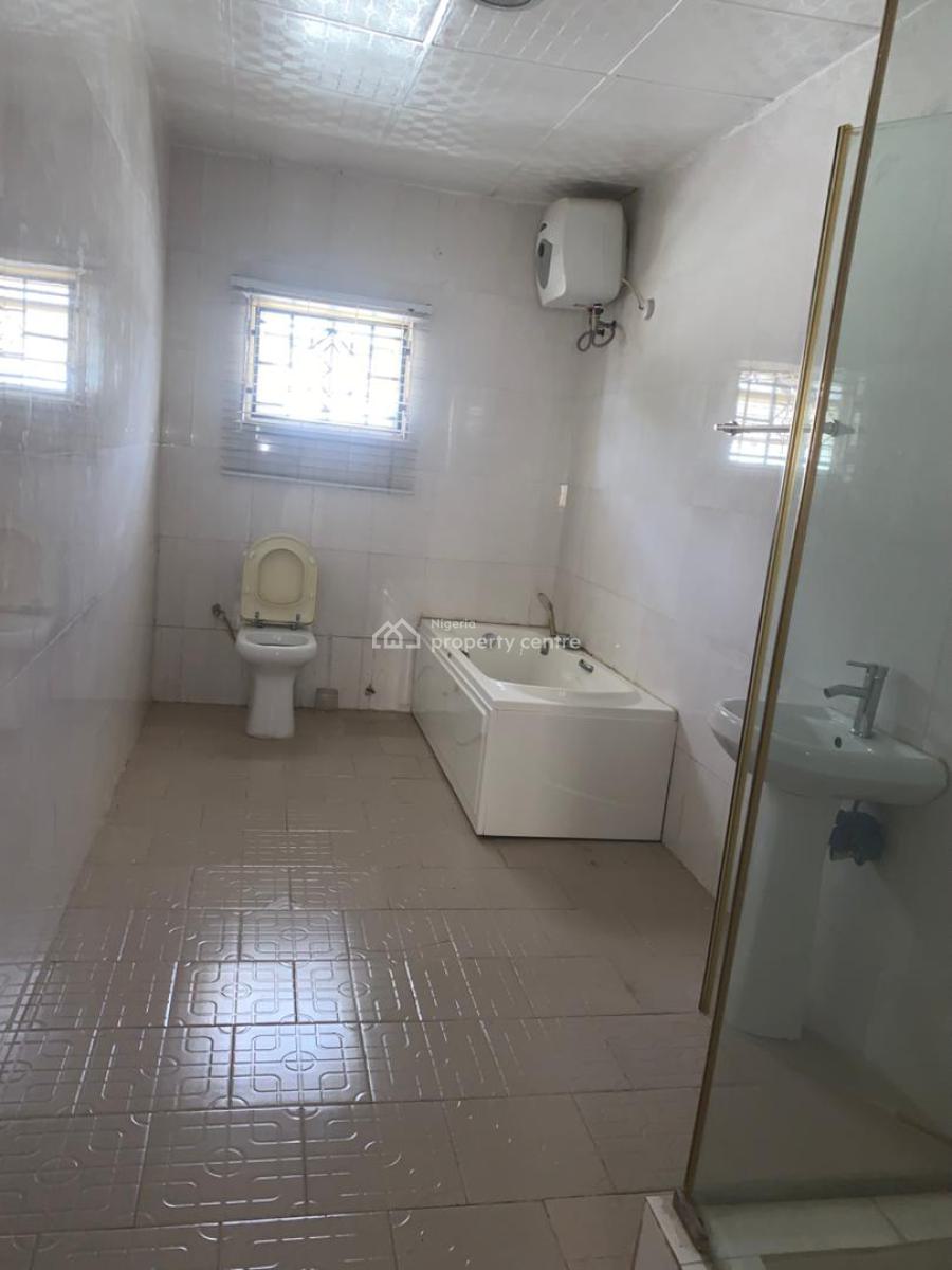 a 5 Bedroom Fully Detached Duplex, Chevron Drive, , Carlton Gate Estate Megamound, Lekki, Lagos, Detached Duplex for Sale