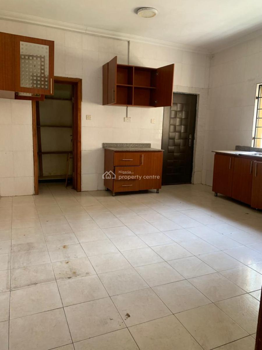 a 5 Bedroom Fully Detached Duplex, Chevron Drive, , Carlton Gate Estate Megamound, Lekki, Lagos, Detached Duplex for Sale