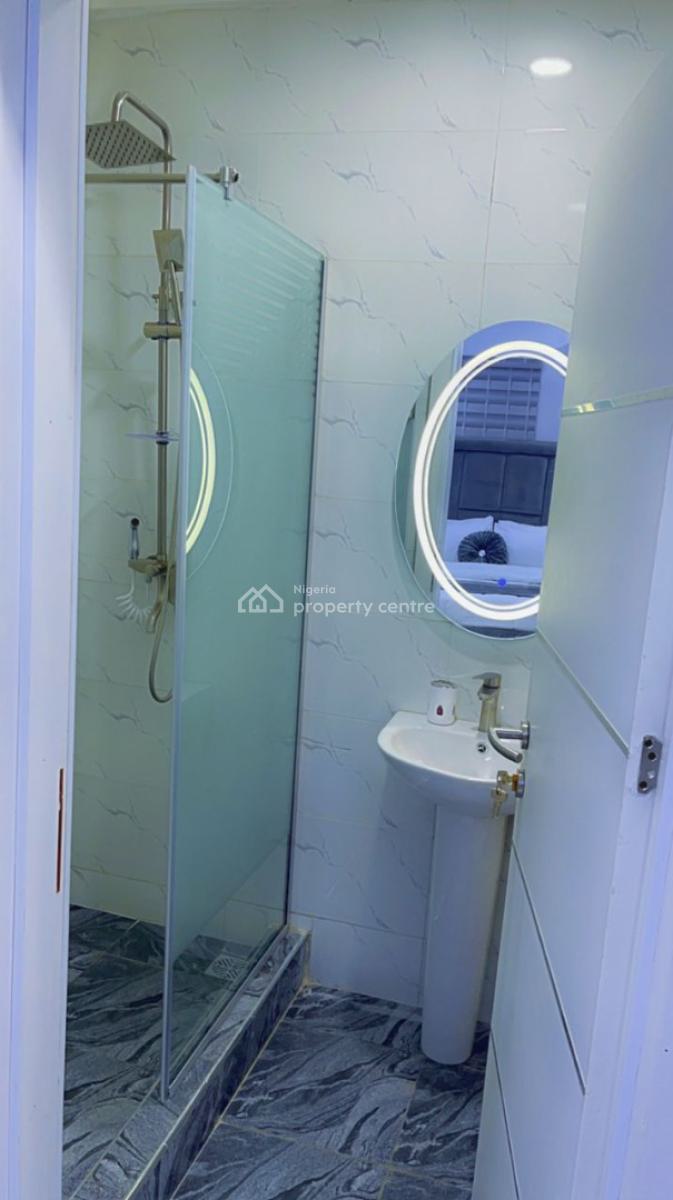 Daisy 2 Bedroom Apartment, Gra, Ikeja, Lagos, Flat / Apartment Short Let