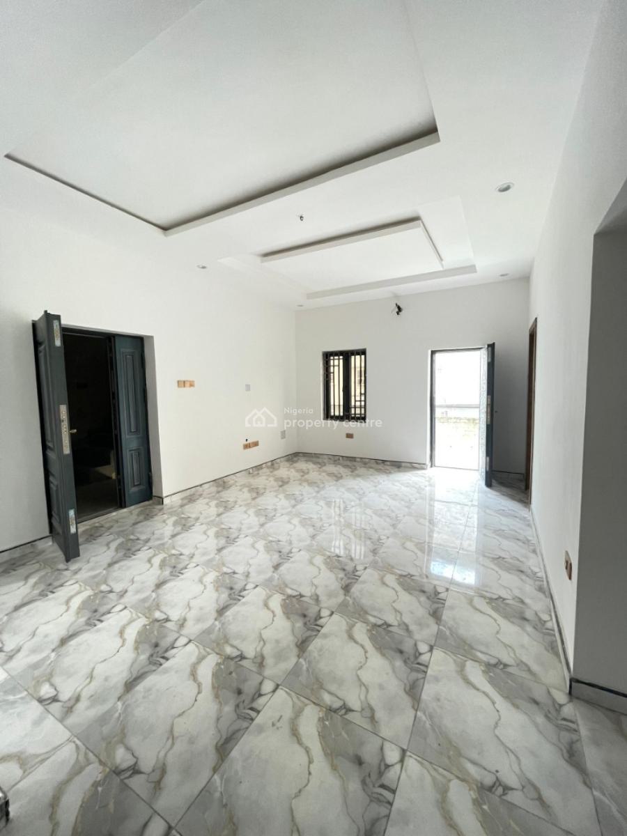 Exquisitely Built 3 Bedroom Apartment, Surulere, Lagos, Flat / Apartment for Sale