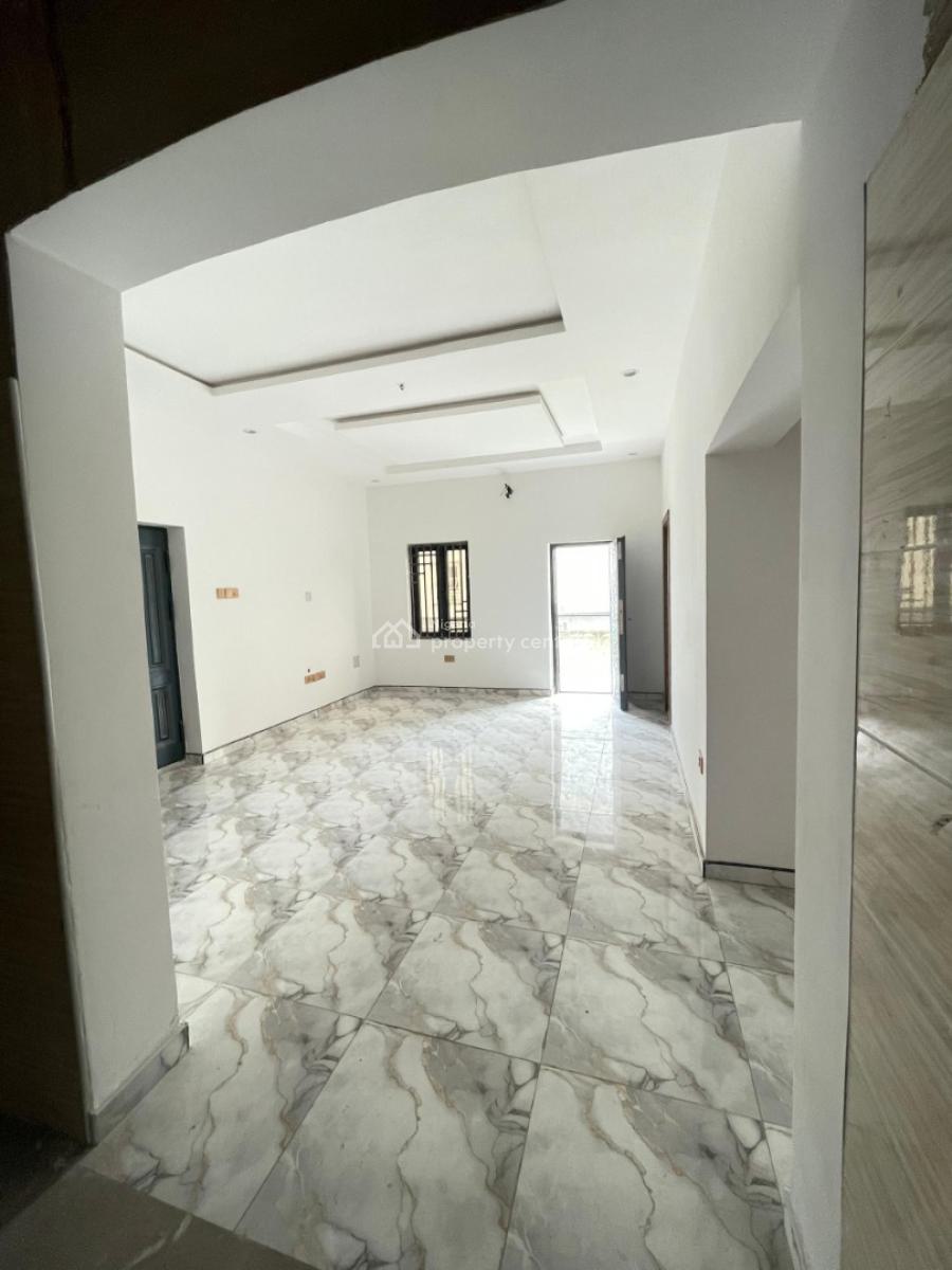 Exquisitely Built 3 Bedroom Apartment, Surulere, Lagos, Flat / Apartment for Sale