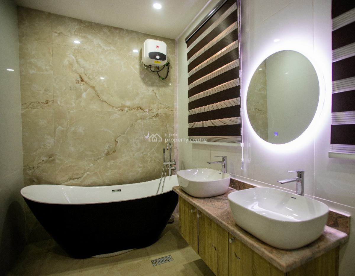 Luxuriously Furnished 3 Bedroom Apartment, Ikeja, Lagos, Flat / Apartment Short Let