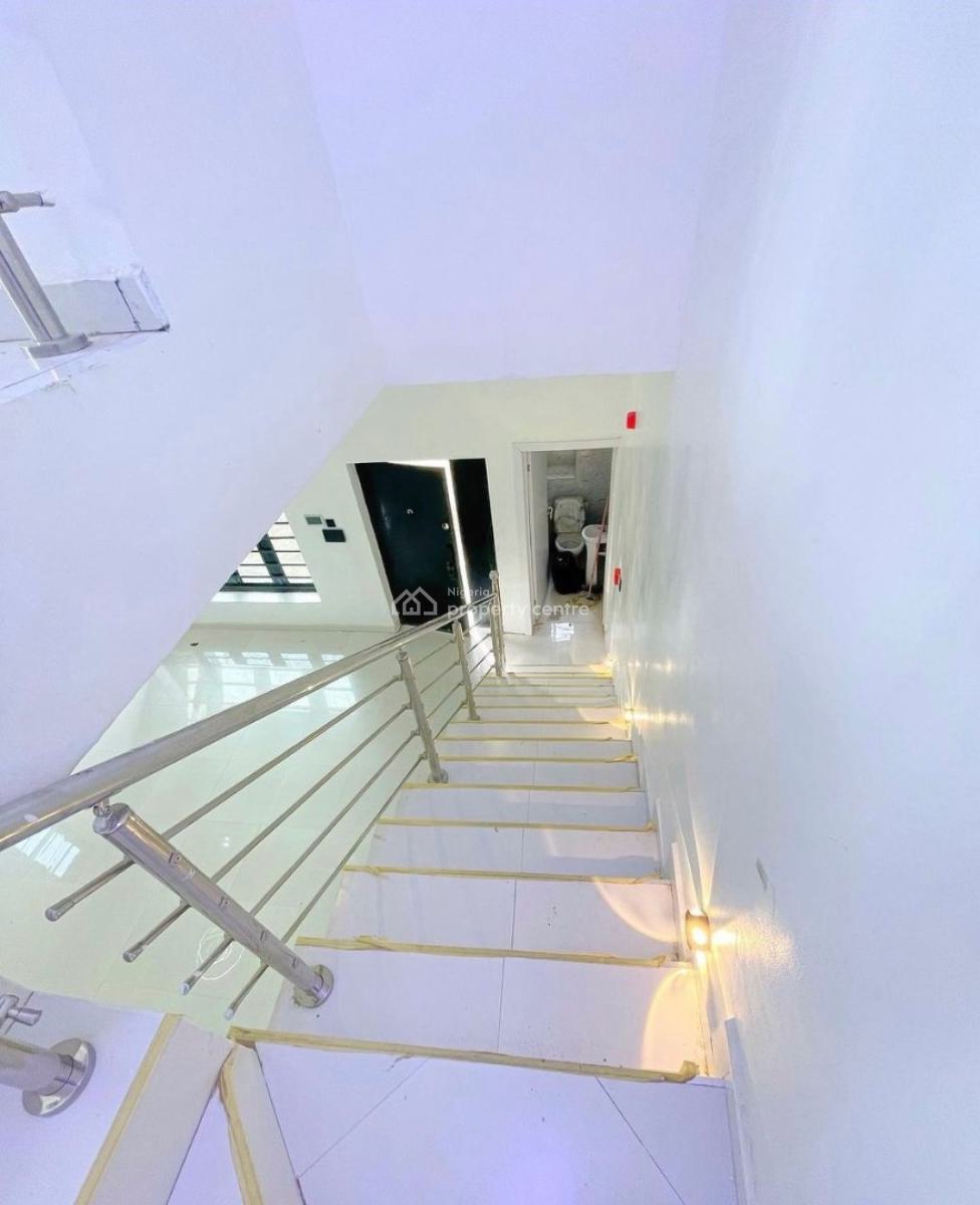 Serviced 4 Bedroom Terrace Duplex with Pool and Gym, Osapa, Lekki, Lagos, Terraced Duplex for Rent
