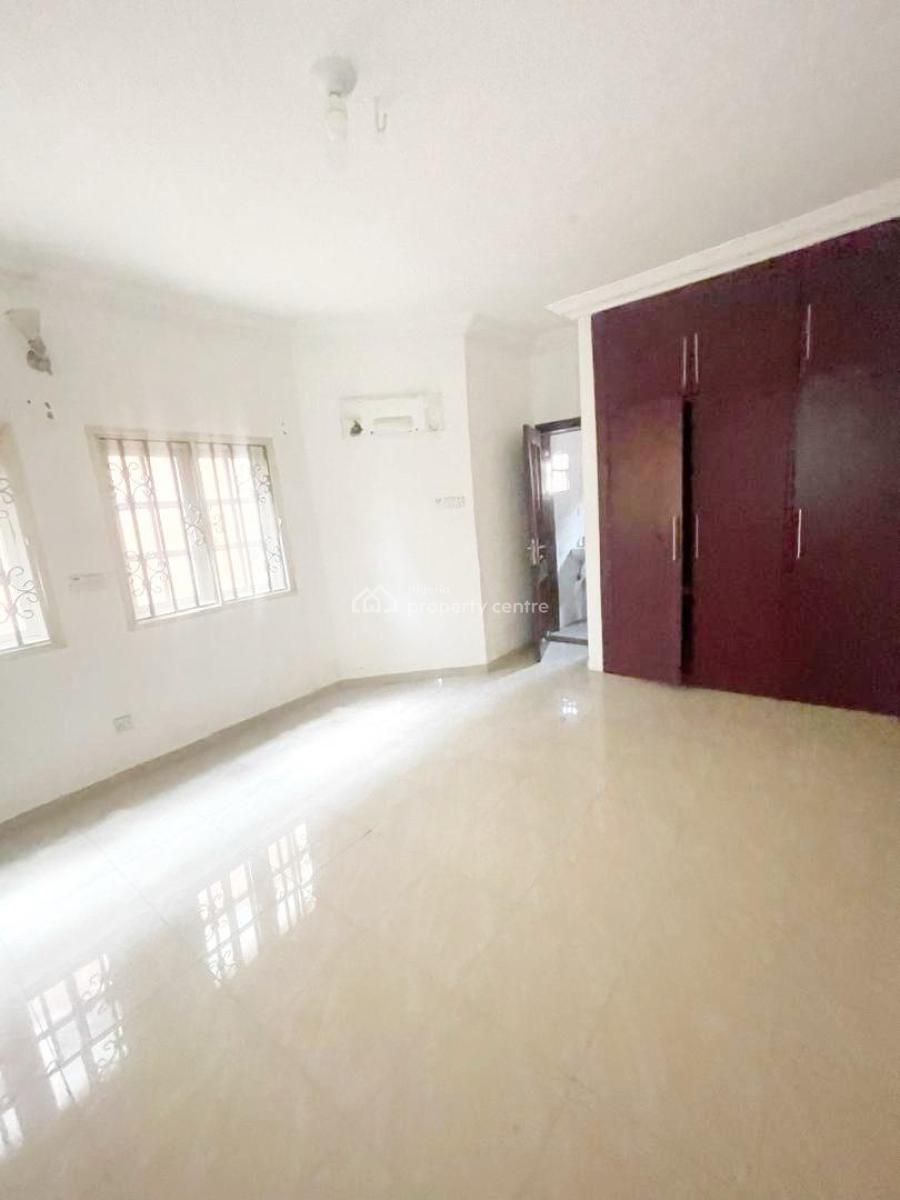 Luxury 3 Bedroom Apartment, Gra Phase 1, Magodo, Lagos, Flat / Apartment for Rent