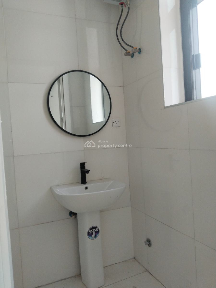Luxury 4 Bedroom Penthouse with Bq, By Meadow Hall School, Ikate Elegushi, Lekki, Lagos, Flat / Apartment for Sale