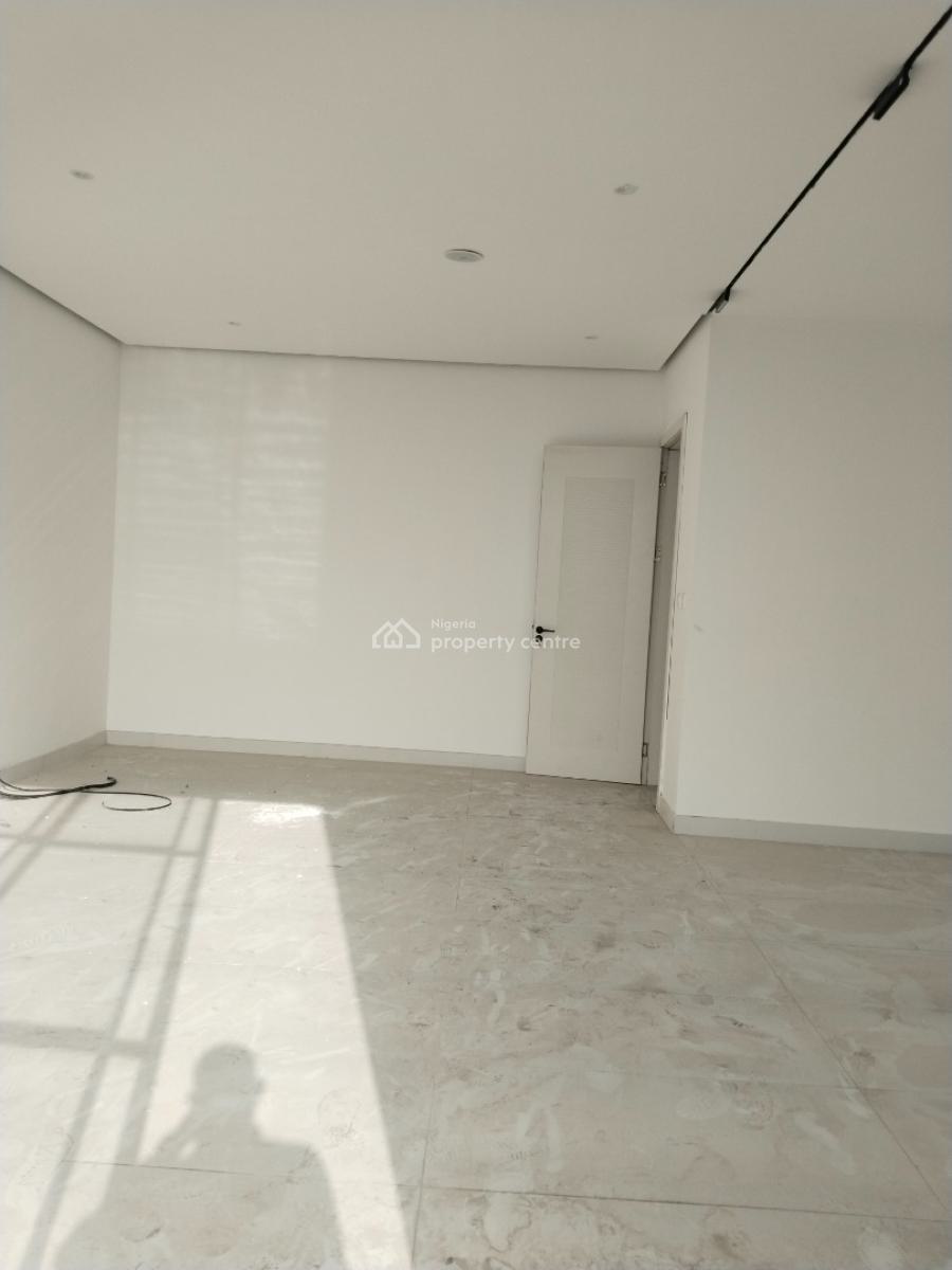 Luxury 4 Bedroom Penthouse with Bq, By Meadow Hall School, Ikate Elegushi, Lekki, Lagos, Flat / Apartment for Sale