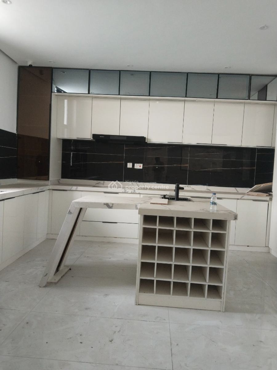 Luxury 4 Bedroom Penthouse with Bq, By Meadow Hall School, Ikate Elegushi, Lekki, Lagos, Flat / Apartment for Sale