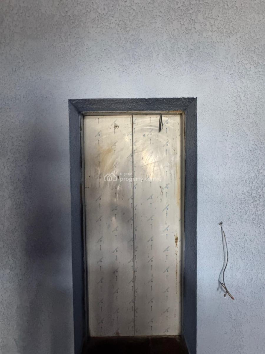 Prestigious 3 Bedroom Apartment with Ensuite Rooms, Lekki Phase 1, Lekki, Lagos, Flat / Apartment for Sale