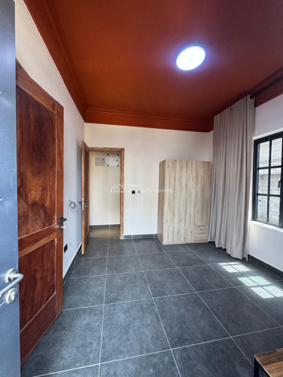 Prestigious 3 Bedroom Apartment with Ensuite Rooms, Lekki Phase 1, Lekki, Lagos, Flat / Apartment for Sale