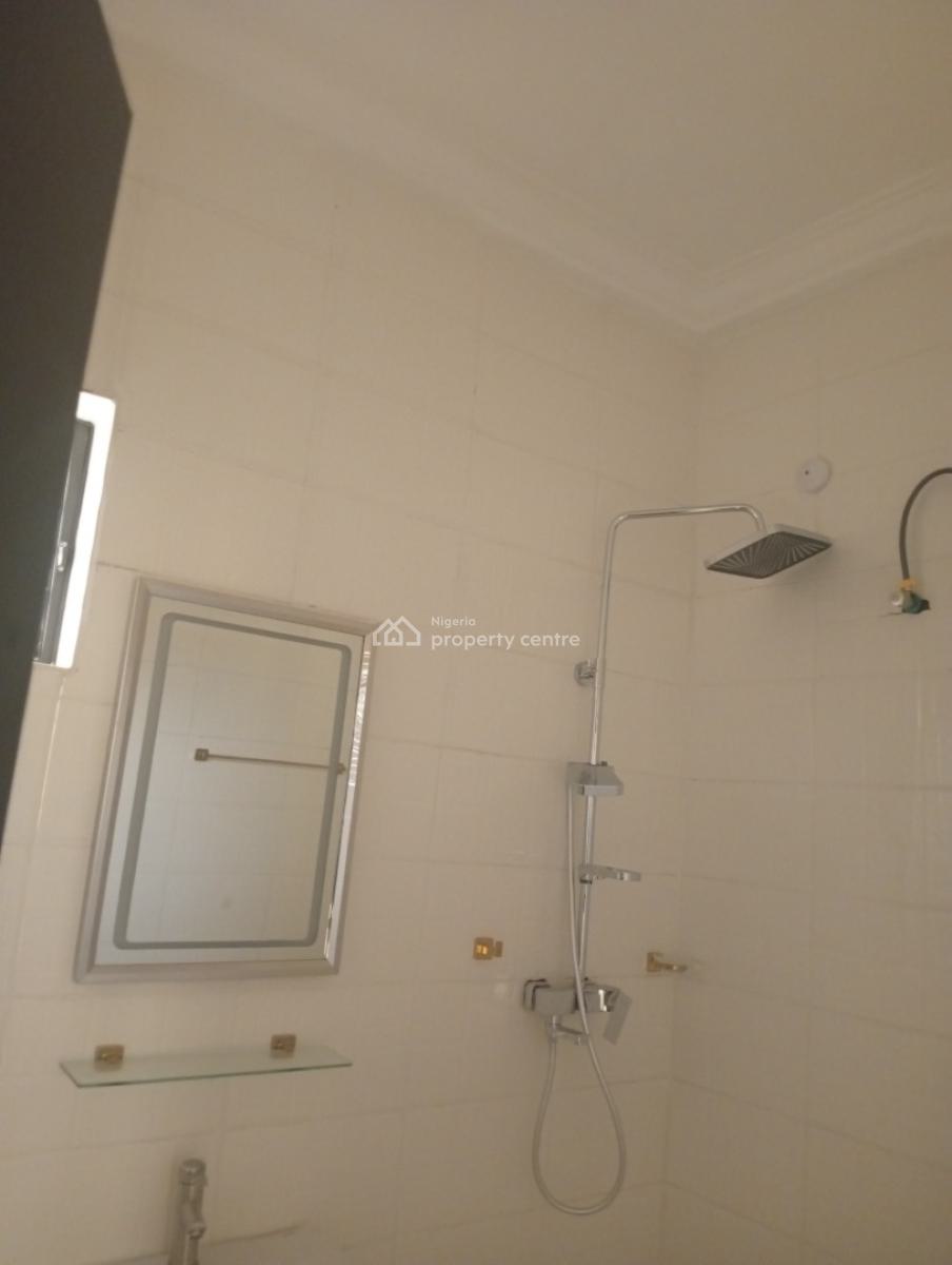 Luxury 3-bedroom Flats, Guzape District, Abuja, Terraced Duplex for Rent