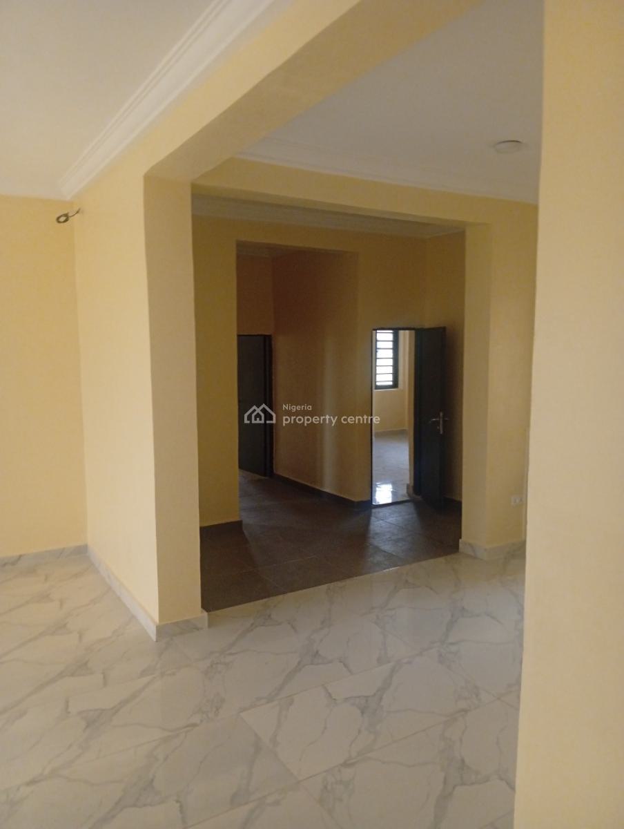 Luxury 3-bedroom Flats, Guzape District, Abuja, Terraced Duplex for Rent