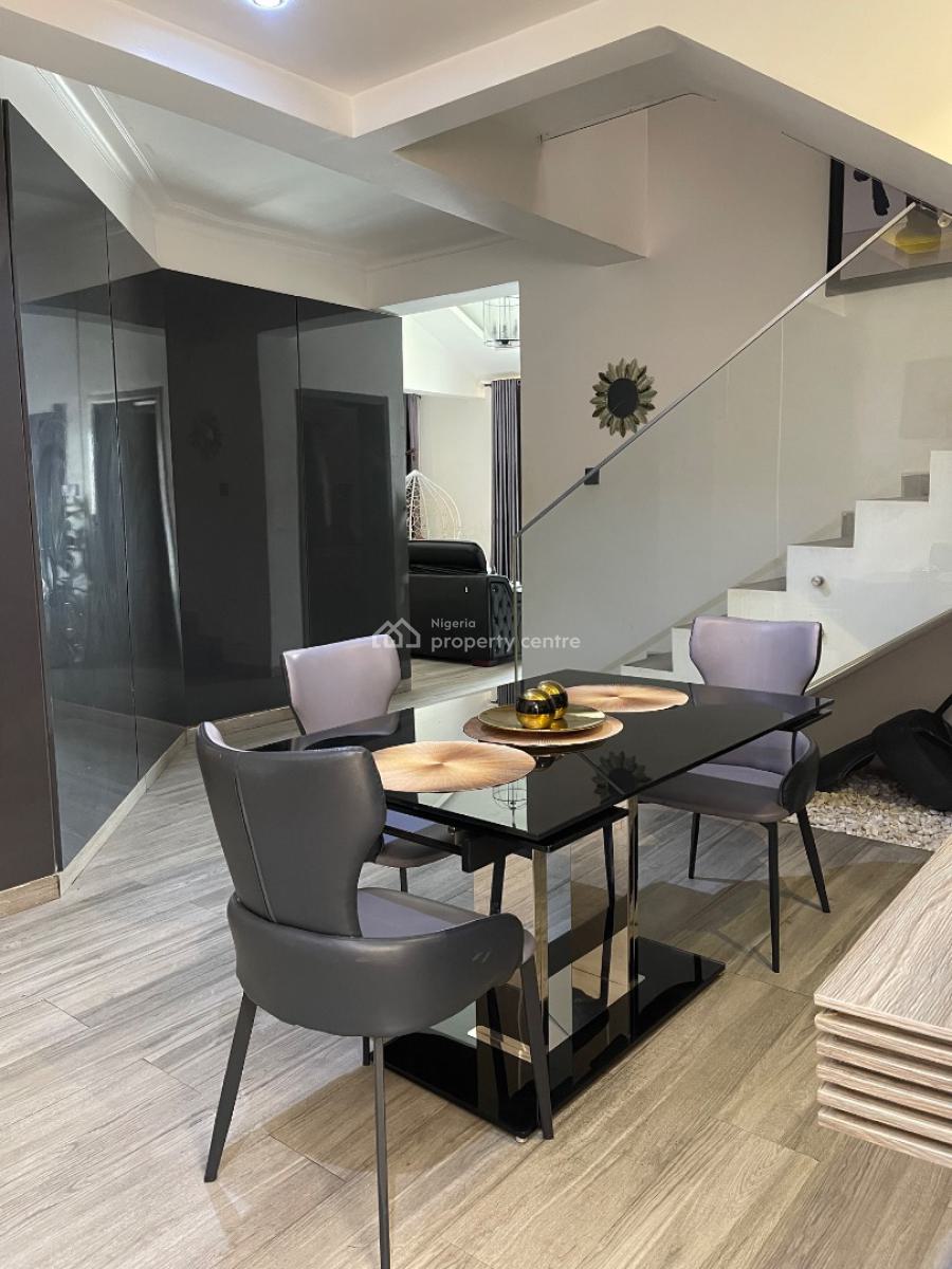 3 Bedroom Maisonette Penthouse, Cadogan Estate, Osapa, Lekki, Lagos, Flat / Apartment for Sale
