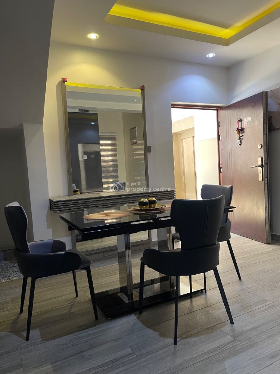 3 Bedroom Maisonette Penthouse, Cadogan Estate, Osapa, Lekki, Lagos, Flat / Apartment for Sale