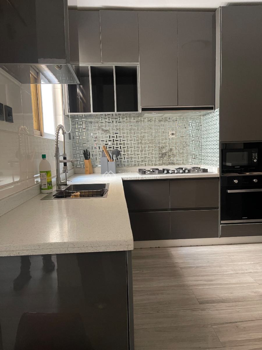 3 Bedroom Maisonette Penthouse, Cadogan Estate, Osapa, Lekki, Lagos, Flat / Apartment for Sale