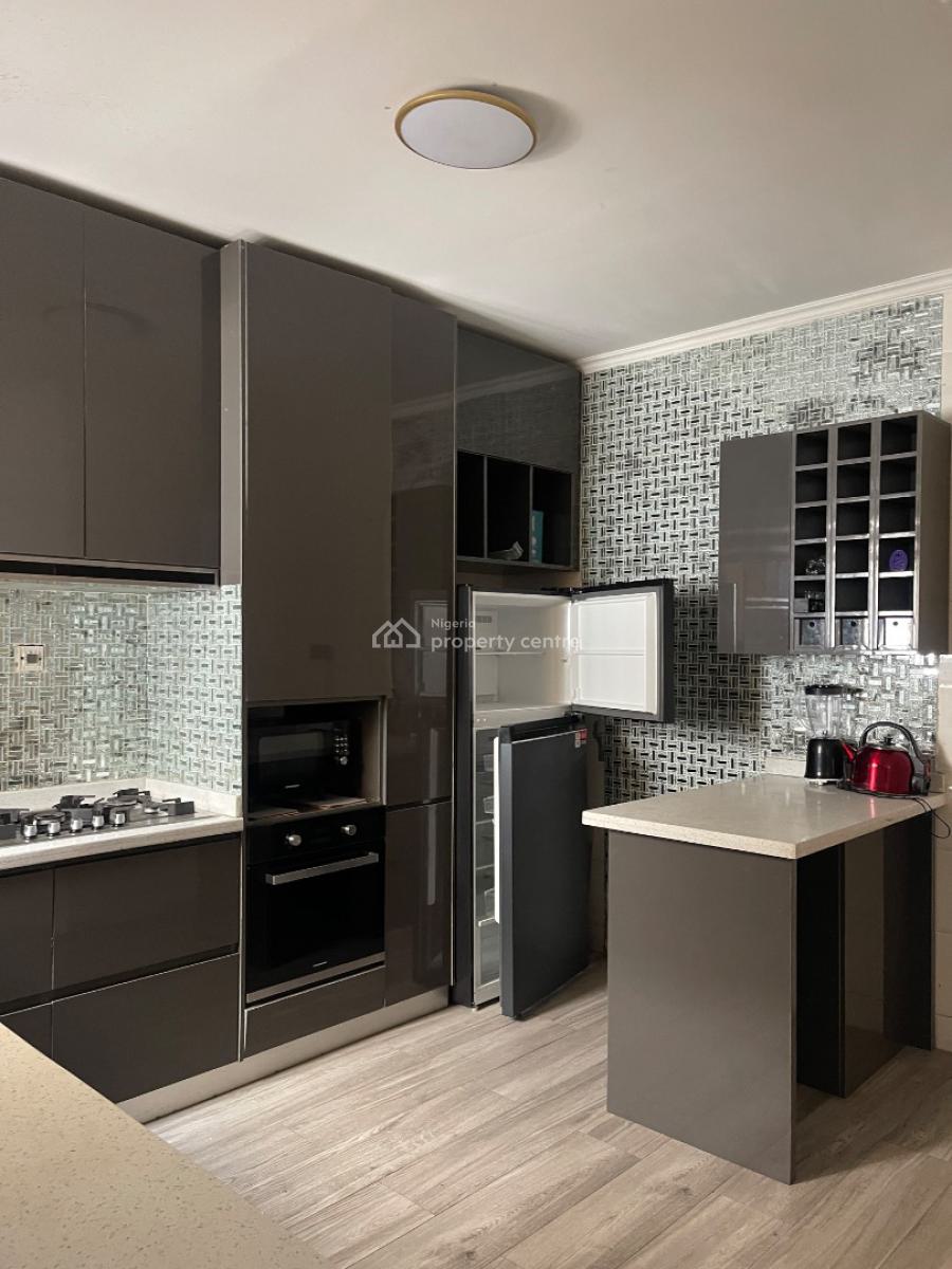 3 Bedroom Maisonette Penthouse, Cadogan Estate, Osapa, Lekki, Lagos, Flat / Apartment for Sale