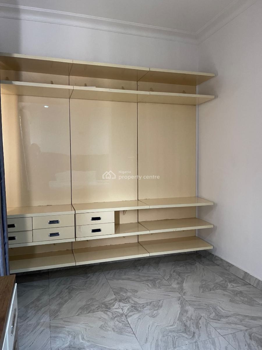 3 Bedroom Maisonette Penthouse, Cadogan Estate, Osapa, Lekki, Lagos, Flat / Apartment for Sale