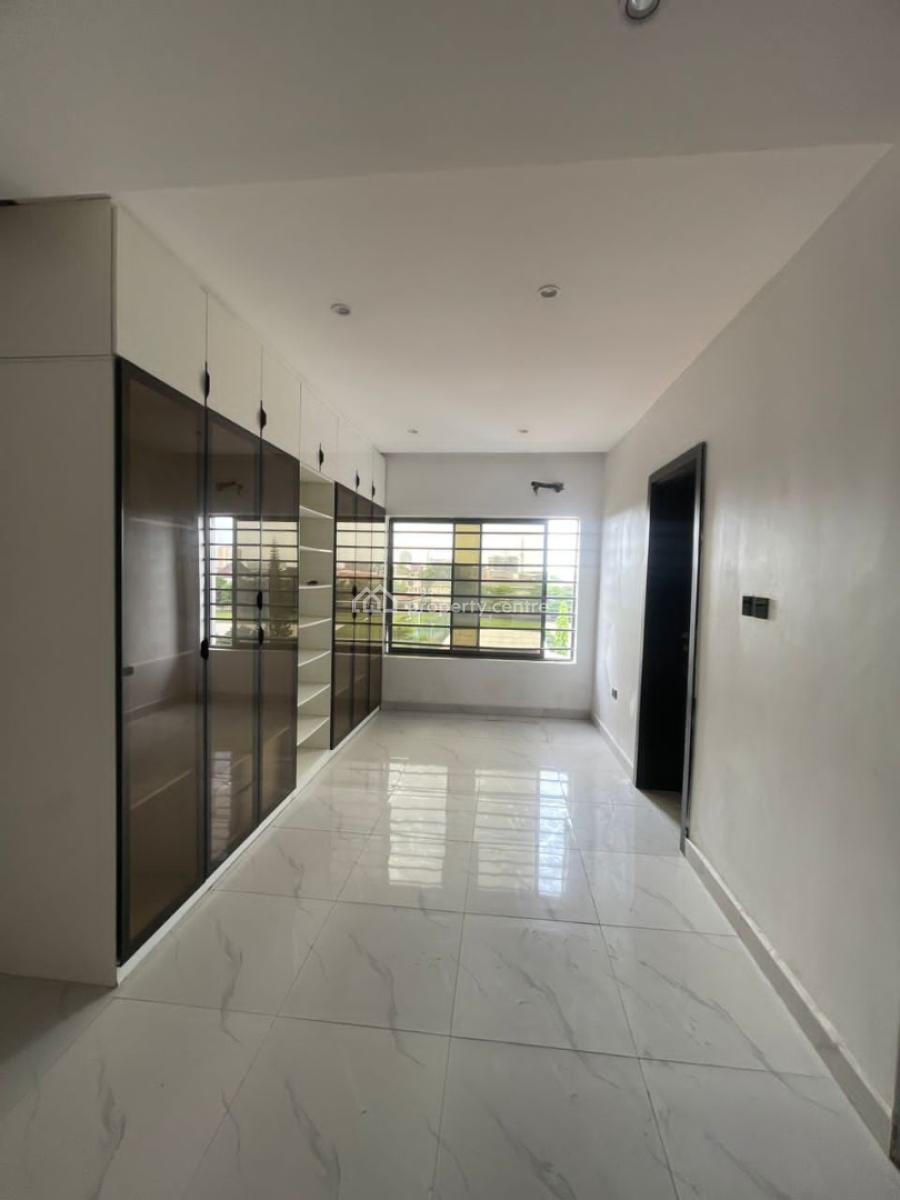 Tastefully Finished Serviced 3 Bedroom Flat with a Room Bq, Lekki Phase 1, Lekki, Lagos, Flat / Apartment for Rent