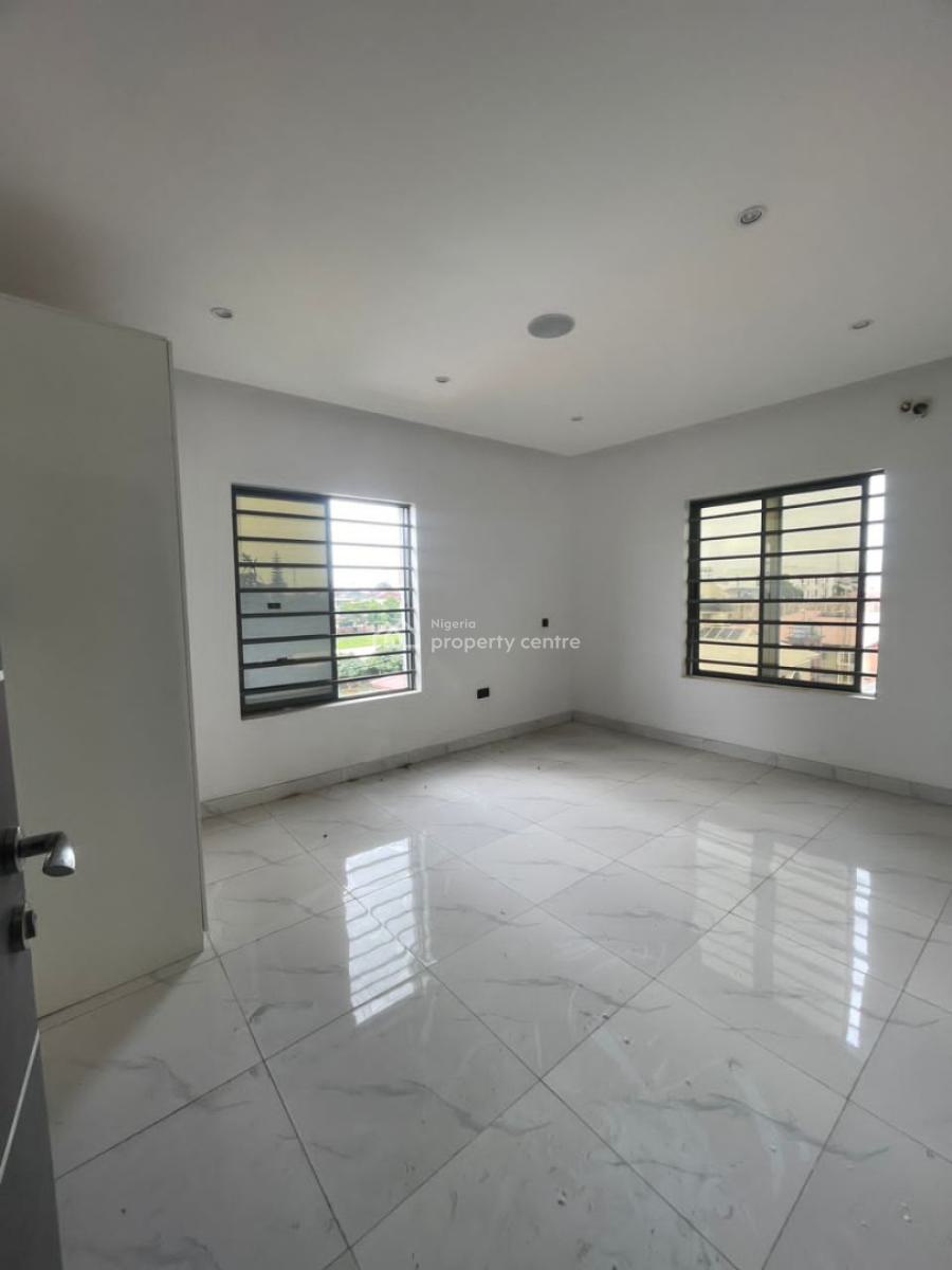 Tastefully Finished Serviced 3 Bedroom Flat with a Room Bq, Lekki Phase 1, Lekki, Lagos, Flat / Apartment for Rent