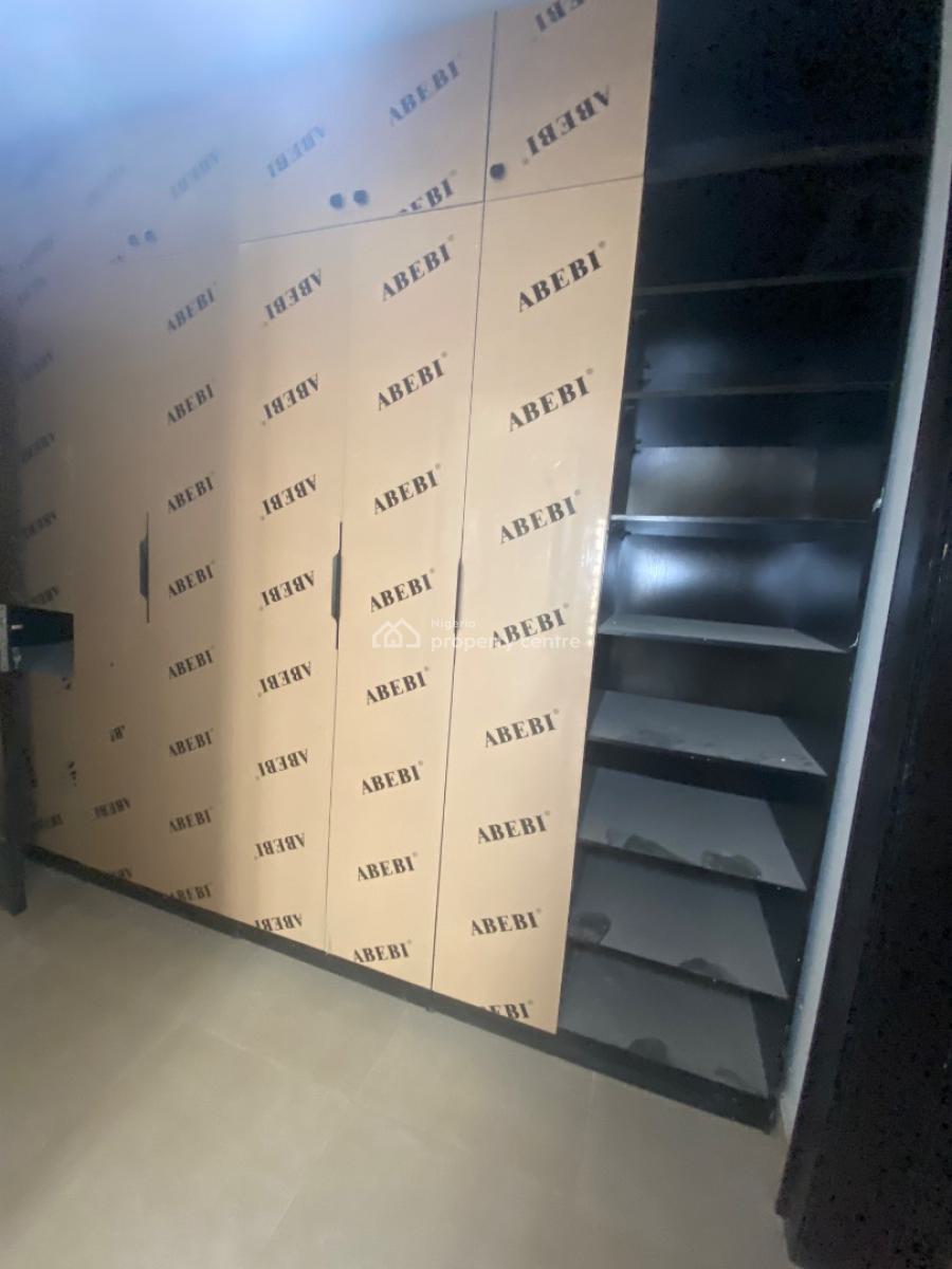 Newly Built Luxury Spacious 4 Bedroom Apartment with Study, Lekki Phase 1, Lekki, Lagos, Flat / Apartment for Rent