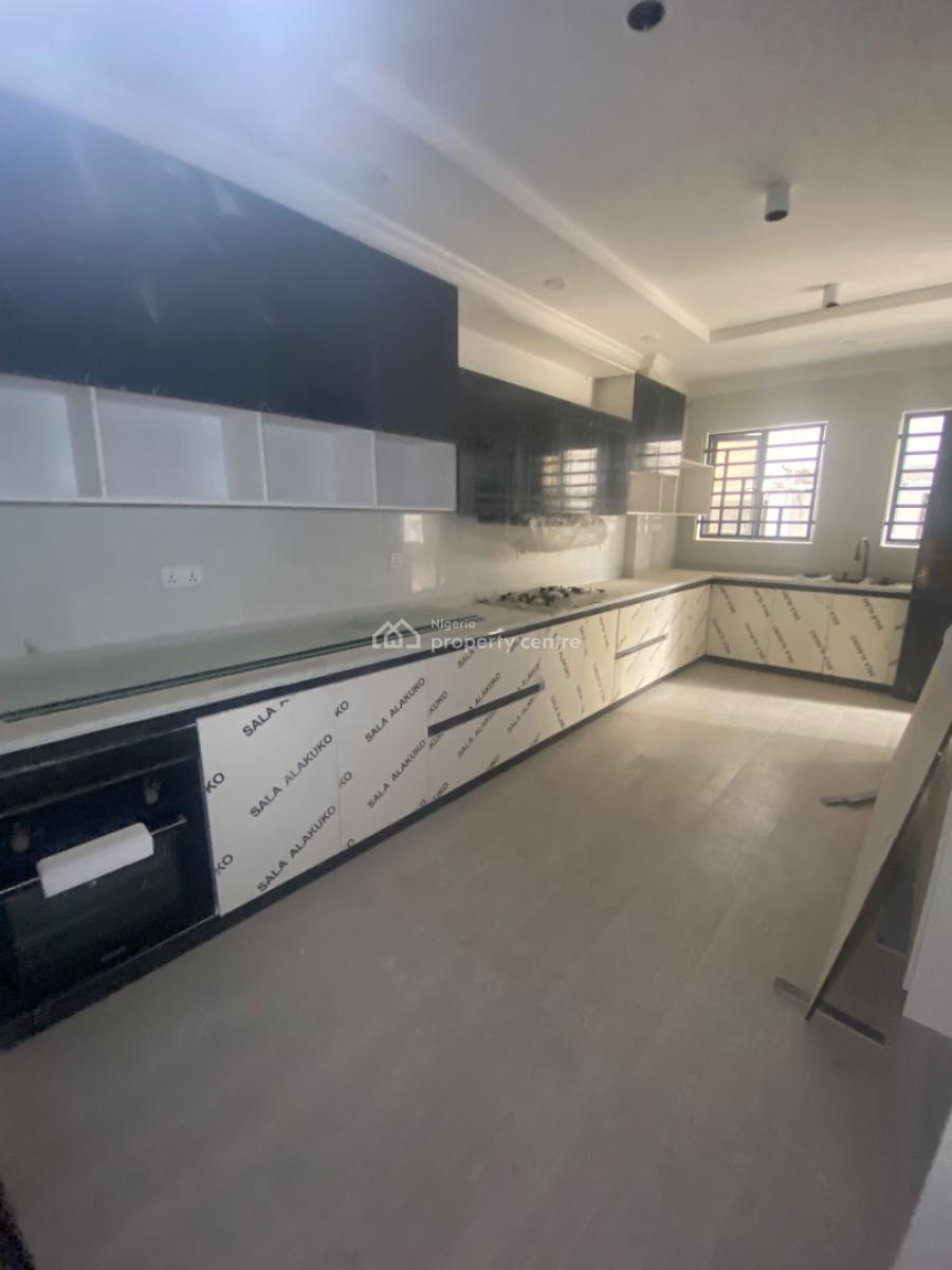 Newly Built Luxury Spacious 4 Bedroom Apartment with Study, Lekki Phase 1, Lekki, Lagos, Flat / Apartment for Rent