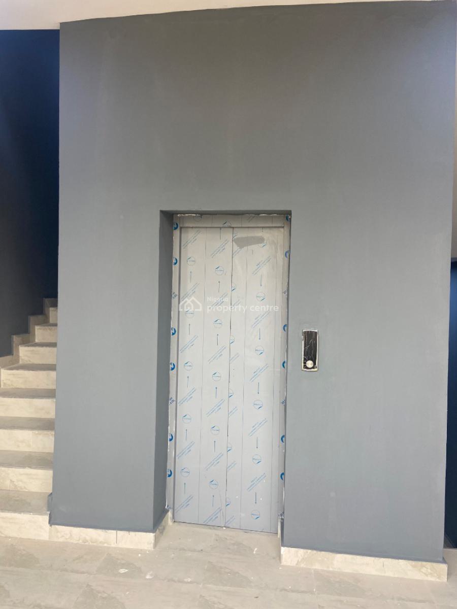 Newly Built Luxury Spacious 4 Bedroom Apartment with Study, Lekki Phase 1, Lekki, Lagos, Flat / Apartment for Rent