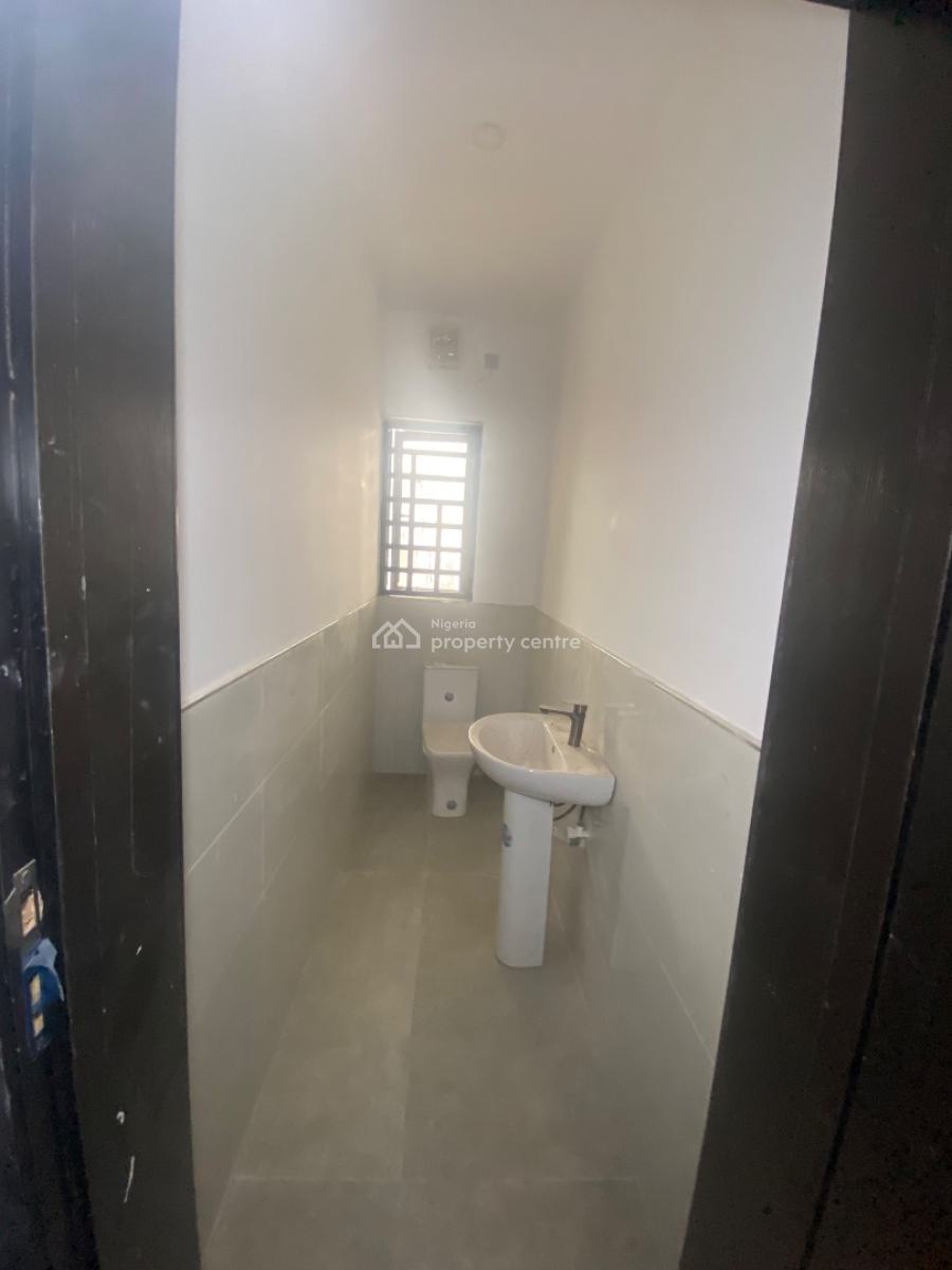 Newly Built Luxury Spacious 4 Bedroom Apartment with Study, Lekki Phase 1, Lekki, Lagos, Flat / Apartment for Rent