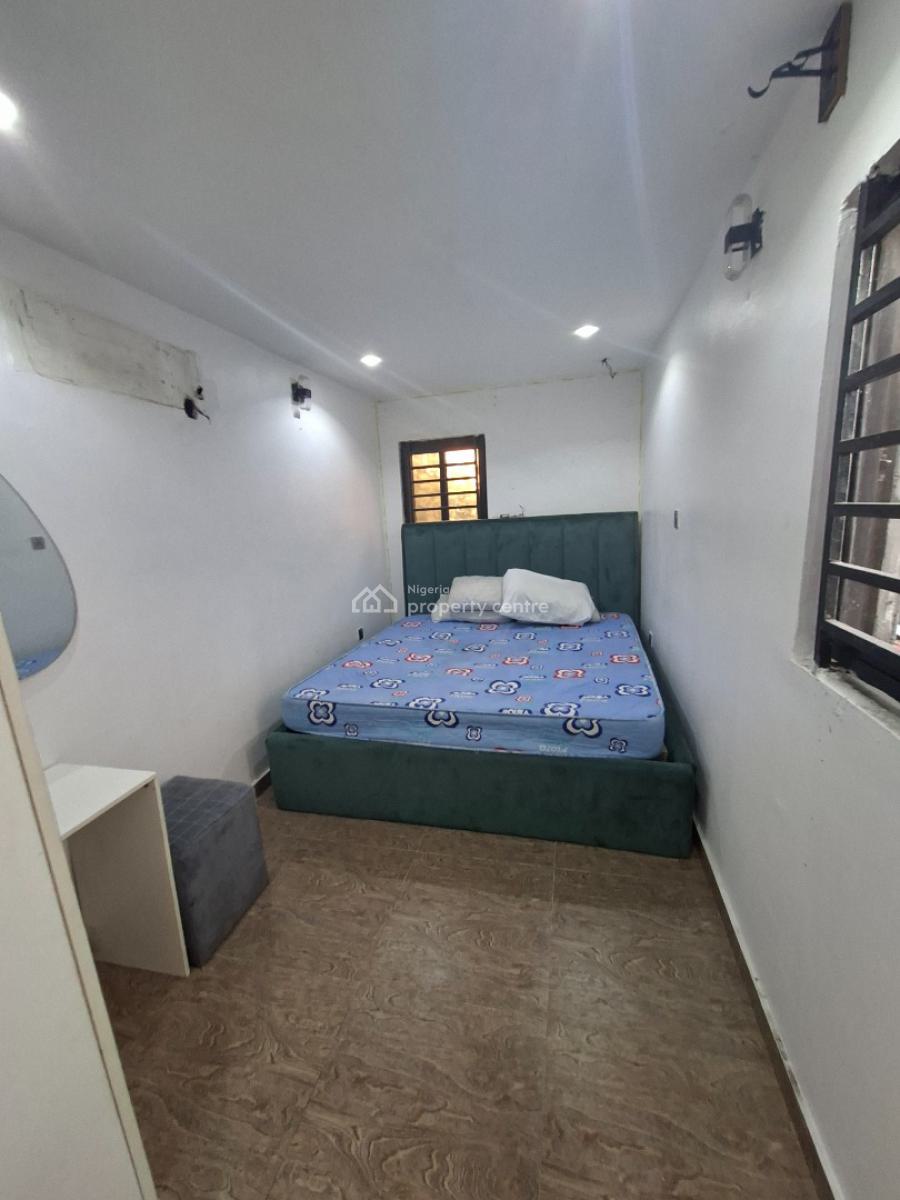 Direct Fully Service & Furnished One Bedroom Flat, Lekki Phase 1 Right Hand Side, Lekki Phase 1, Lekki, Lagos, Mini Flat (room and Parlour) for Rent