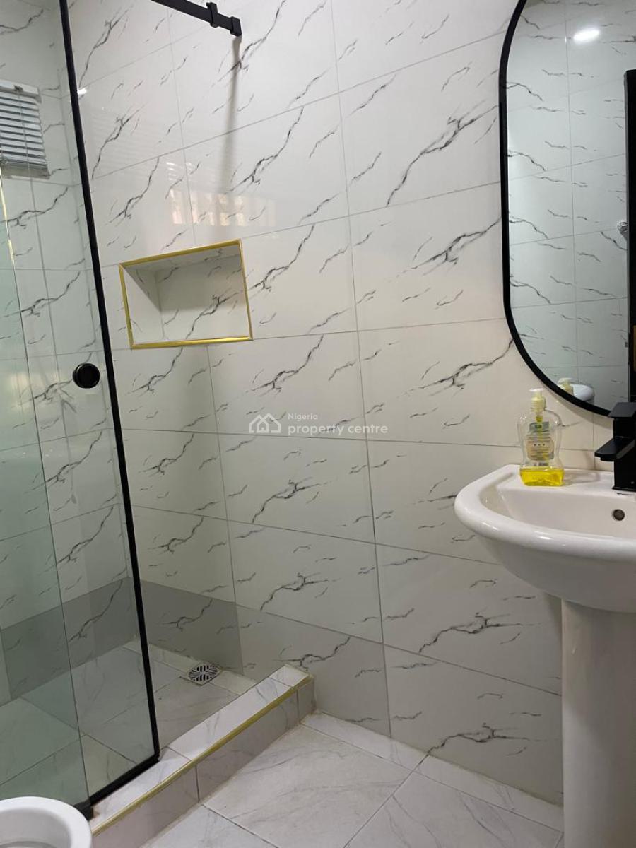 Well Furnished 3 Bedrooms Terrace Duplex, Chevron Drive, Lekki, Lagos, Terraced Duplex for Rent