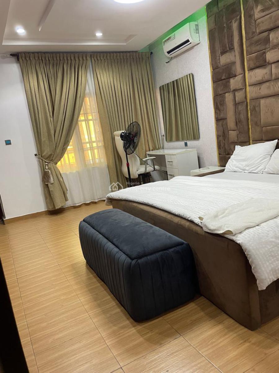 Well Furnished 3 Bedrooms Terrace Duplex, Chevron Drive, Lekki, Lagos, Terraced Duplex for Rent