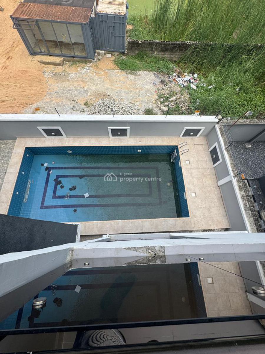 Worthy 2 Bedroom Apartment  with Elevator,gym House., Lekki Phase 1, Lekki, Lagos, Flat / Apartment for Sale