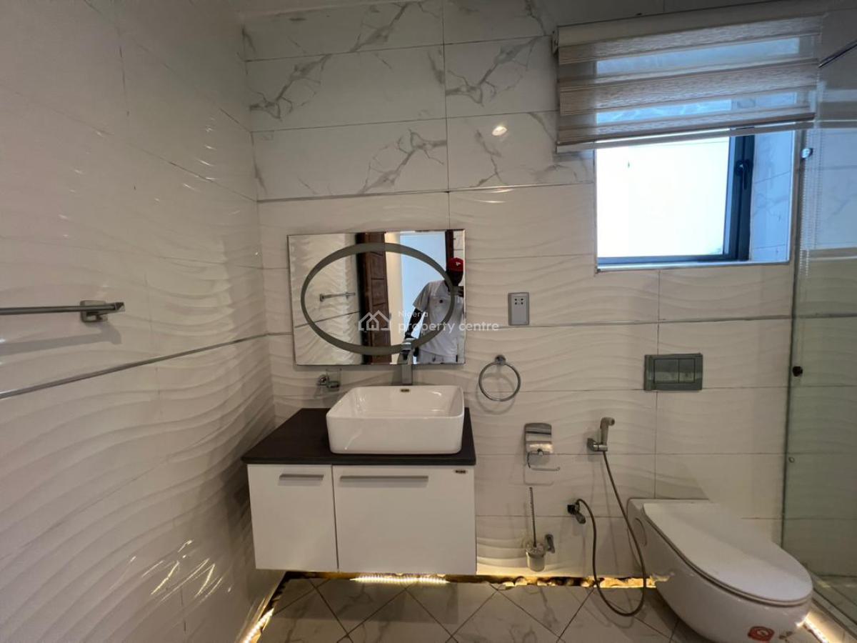 5 Bedrooms Semi-detached Duplex in a Private Compound, Banana Island, Ikoyi, Lagos, Semi-detached Duplex for Sale