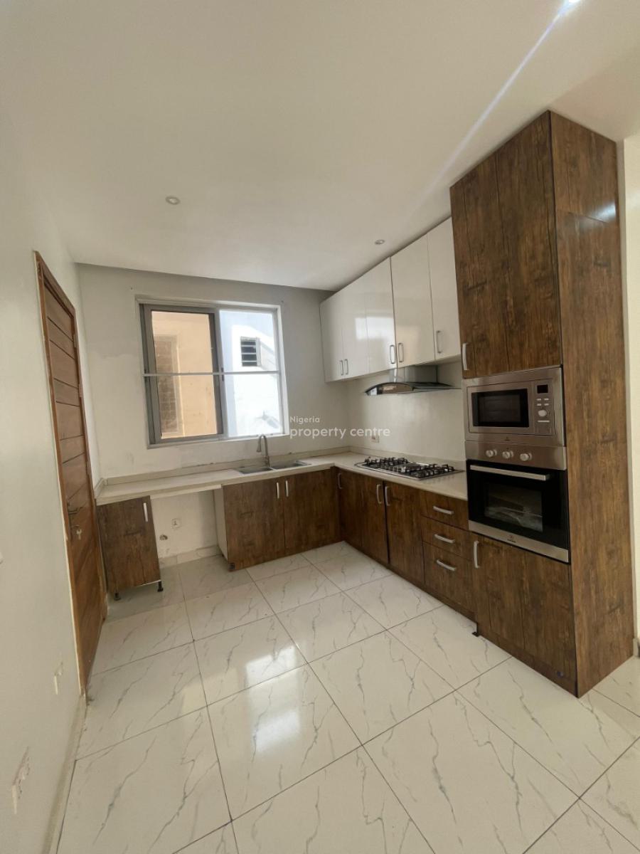 Clean Spacious 2 Bedroom Apartment with Open Kitchen, Ologolo, Lekki, Lagos, Flat / Apartment for Rent