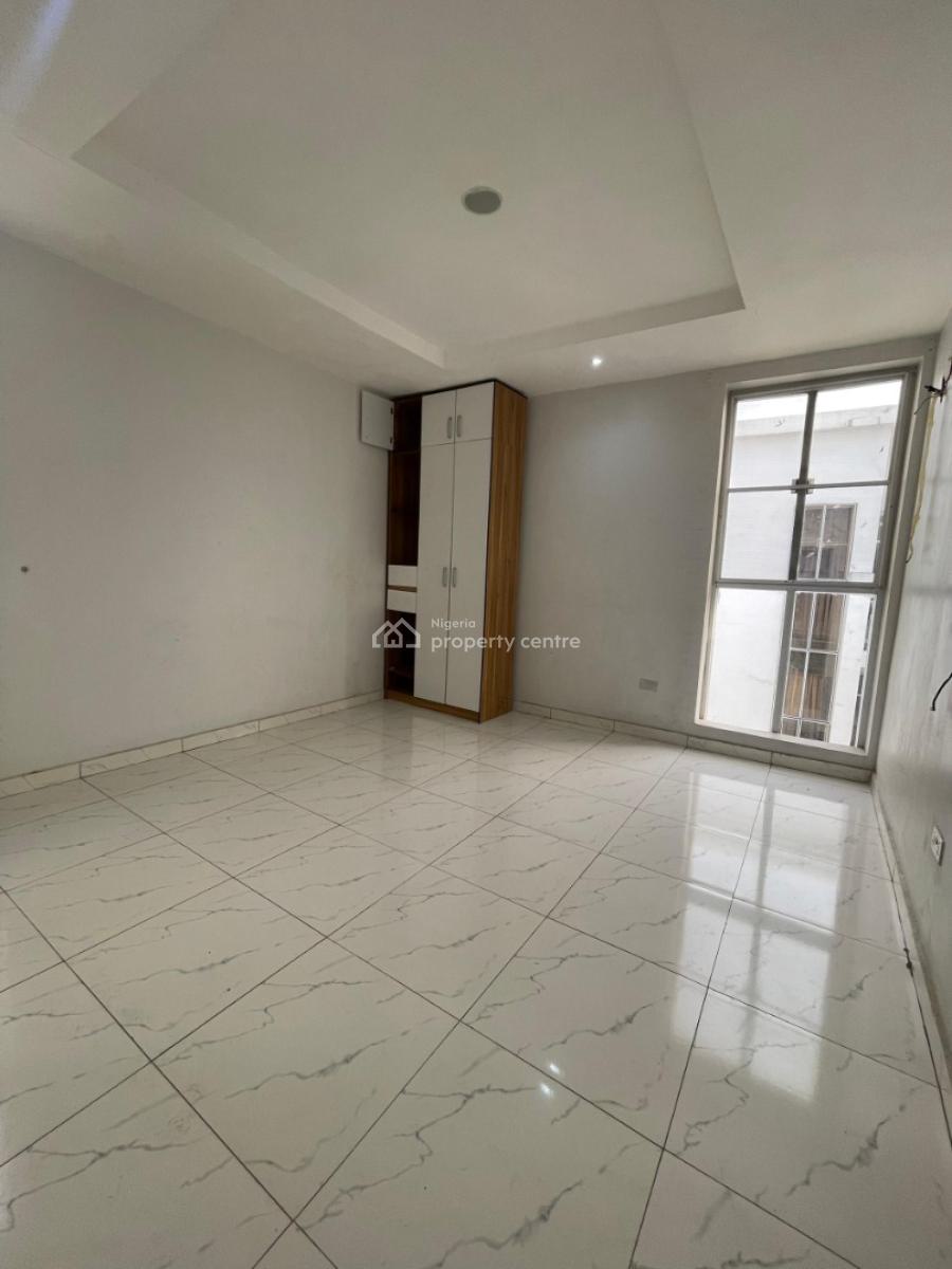 Clean Spacious 2 Bedroom Apartment with Open Kitchen, Ologolo, Lekki, Lagos, Flat / Apartment for Rent