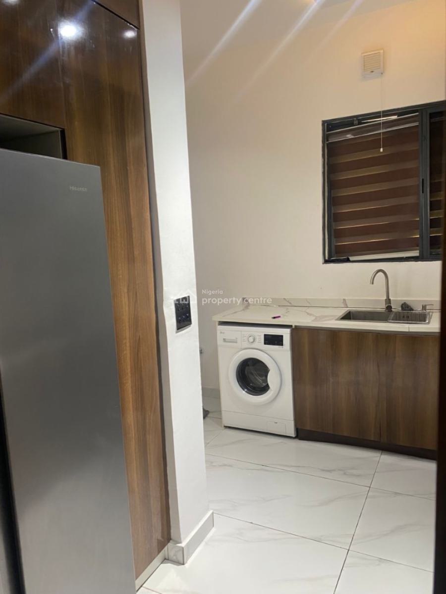 Luxury One Bedroom with Swimming Pool and Gym., Old Ikoyi, Ikoyi, Lagos, Flat / Apartment Short Let