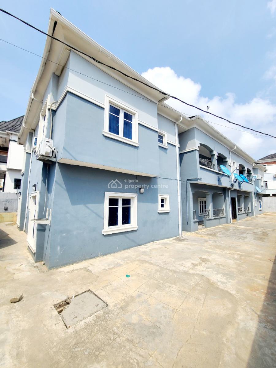 Newly Renovated 3 Bedroom Flat, Ikota Gra Estate, Ikota, Lekki, Lagos, Flat / Apartment for Rent