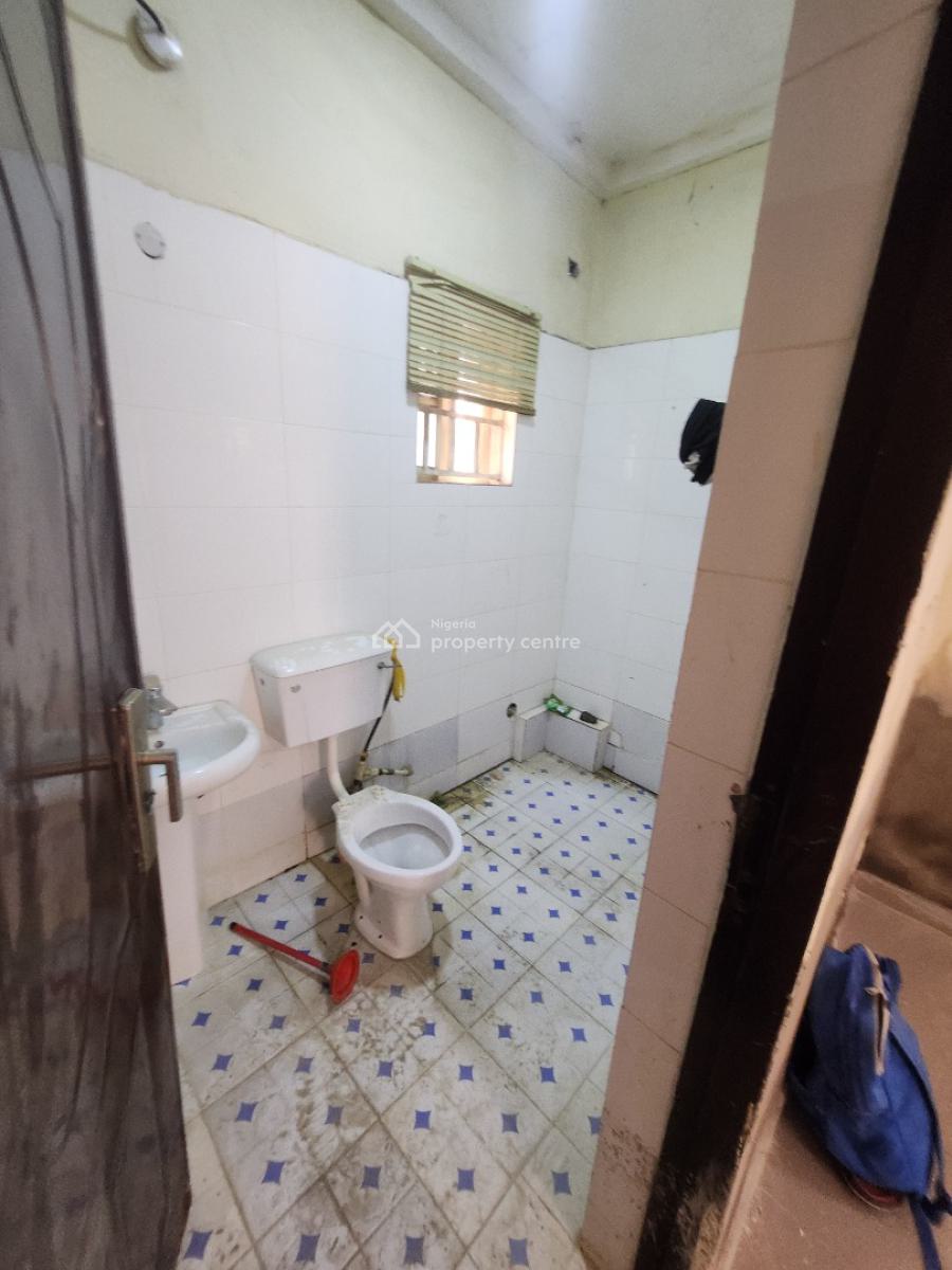 Clean Spacio 3bedroom Flat, Ground Floor, Tarred Rd, Wuye Main( Tarred Rd(, Wuye, Abuja, Flat / Apartment for Rent