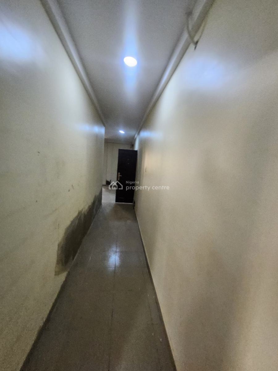 Clean Spacio 3bedroom Flat, Ground Floor, Tarred Rd, Wuye Main( Tarred Rd(, Wuye, Abuja, Flat / Apartment for Rent