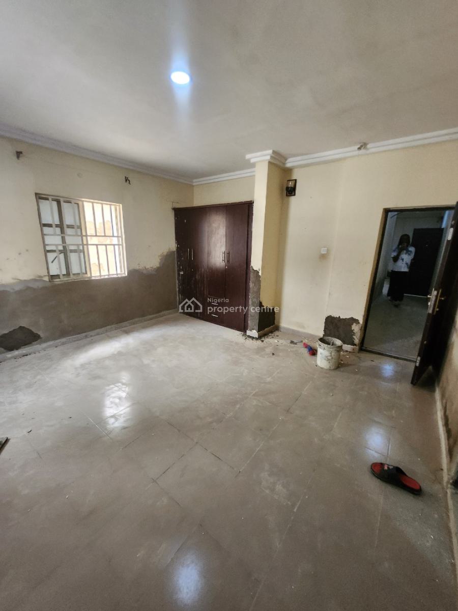 Clean Spacio 3bedroom Flat, Ground Floor, Tarred Rd, Wuye Main( Tarred Rd(, Wuye, Abuja, Flat / Apartment for Rent
