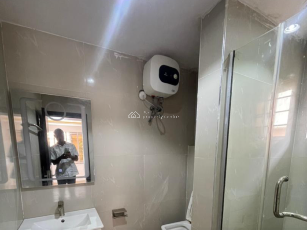 3 Bedroom Apartment, Lekki Phase 1, Lekki, Lagos, Flat / Apartment for Sale