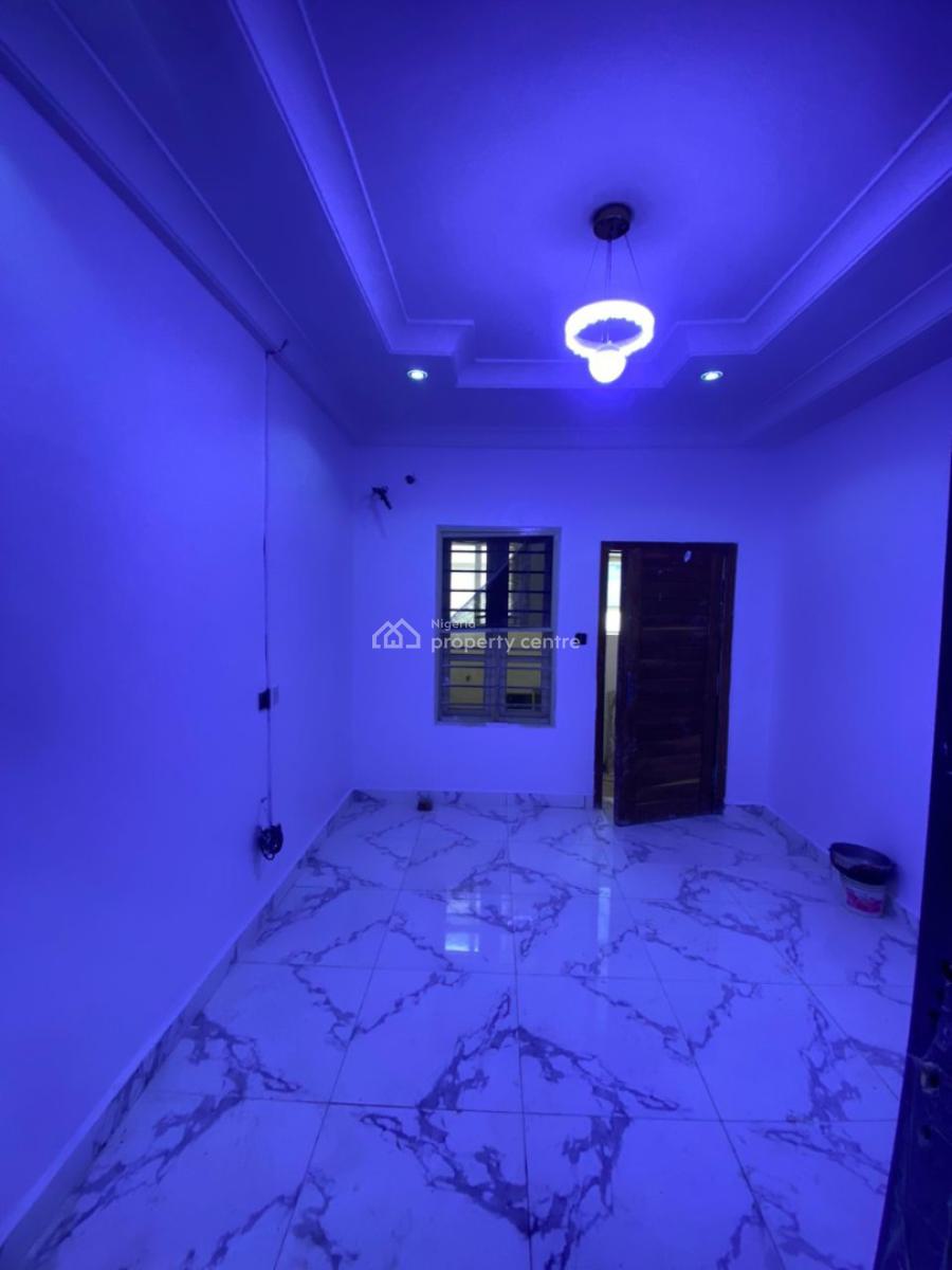 One Bedroom Apartment  in an Estate, Chevron, Lekki, Lagos, Flat / Apartment for Rent